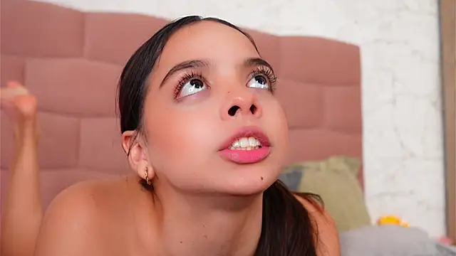 BambiRoses webcam