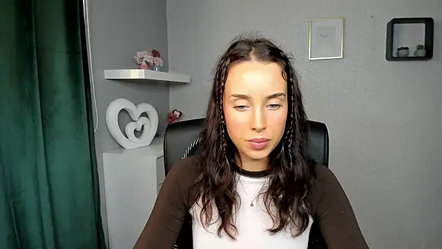AdeleSolo webcam