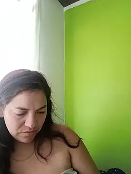 SalmaParis_Lm webcam
