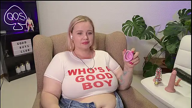 MargotGrey webcam