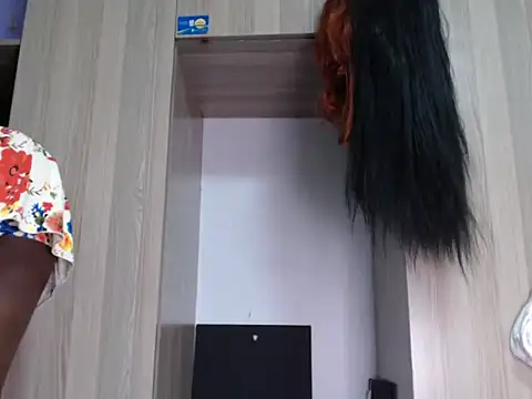 lee_shaz live cam on StripChat