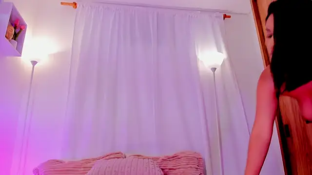 Aishapeyton_ webcam