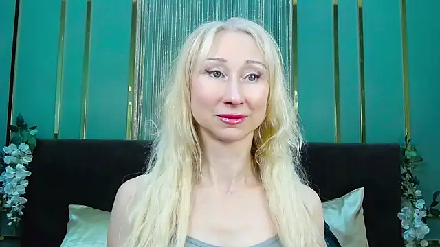 KissDreamm webcam