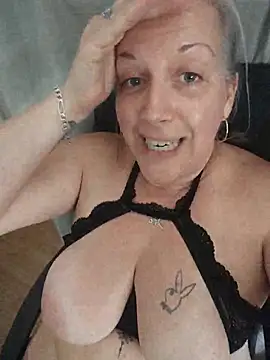 Feelineducentre live sex cam