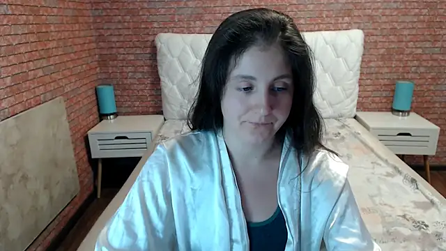 Holliy_Cooper webcam