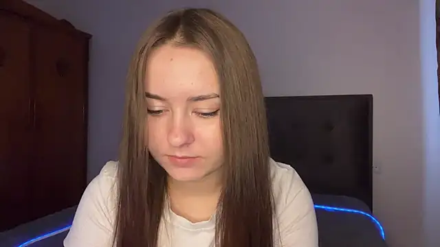 SelenaBrook webcam