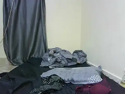 sweet-ebony1 webcam