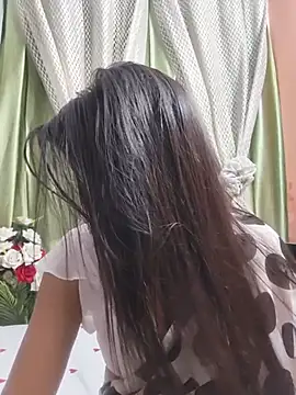 Shalu_G webcam