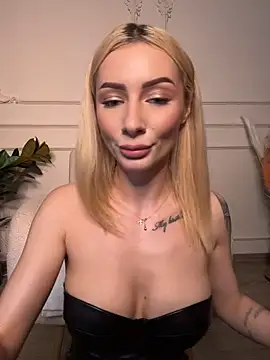 AngieShae webcam