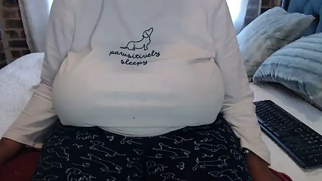 BUBBLYBUNNYxx webcam