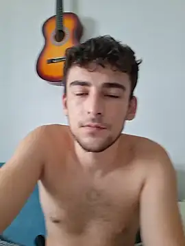 Yasinyasin7 webcam