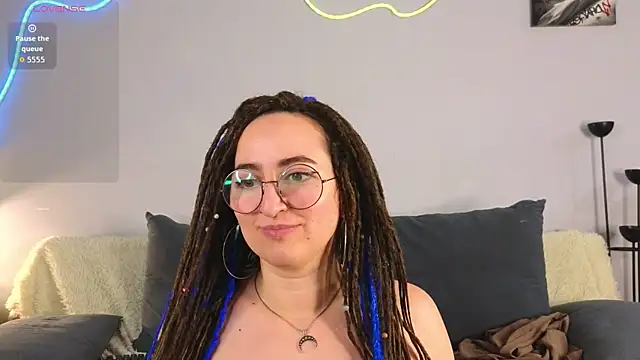 teasemilf webcam