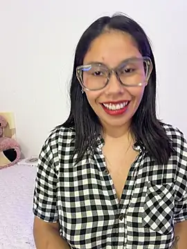 Mia_roux21 webcam