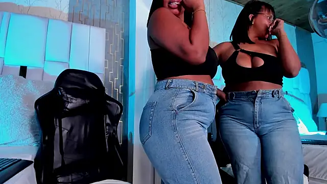 lia_mariana webcam