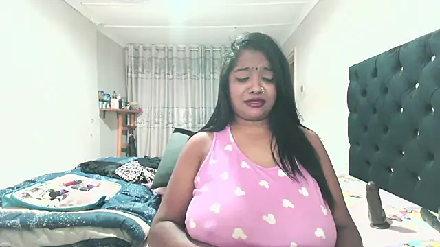 Indianmayaxoxo webcam