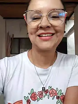 Amadamilf1980 webcam