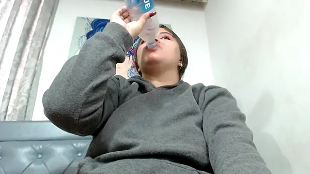 sarah_aguilar webcam