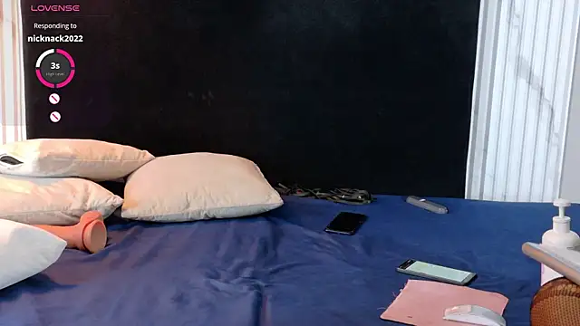Danteandviolete_cr webcam