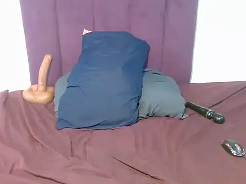 Juicy-luciey webcam