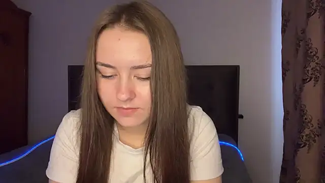 SelenaBrook webcam