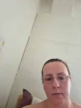 Goodass7 live cam on StripChat
