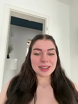 EllyNora webcam