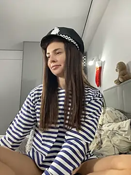 CurlyLara live sex cam