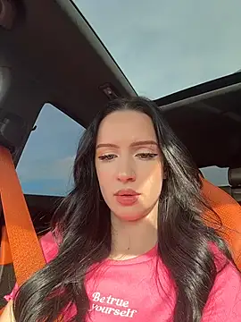 flora_off live sex cam