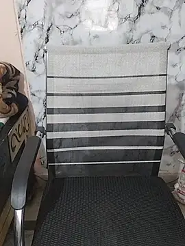 lovelyrosewifey live cam on StripChat