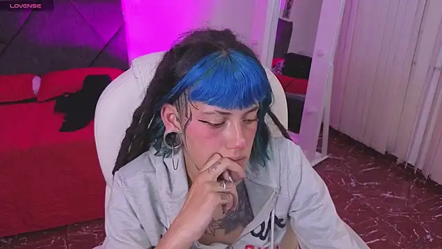 _sharlotte777 webcam