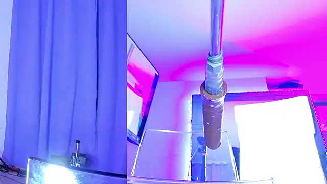NathaxaLeans webcam