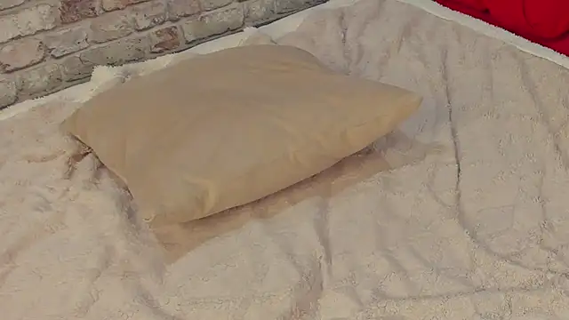 kikipeach webcam