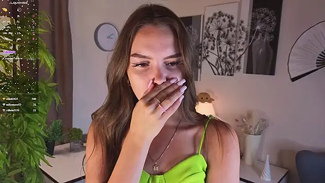 Nicole_Keller webcam