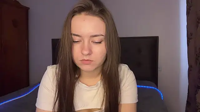 SelenaBrook webcam
