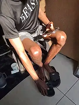 THATHAIRYTALLDUDE