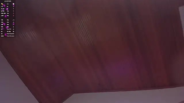 elodie_walker webcam