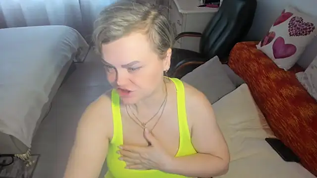 MildMature webcam