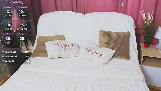 EmilyCuper_ webcam