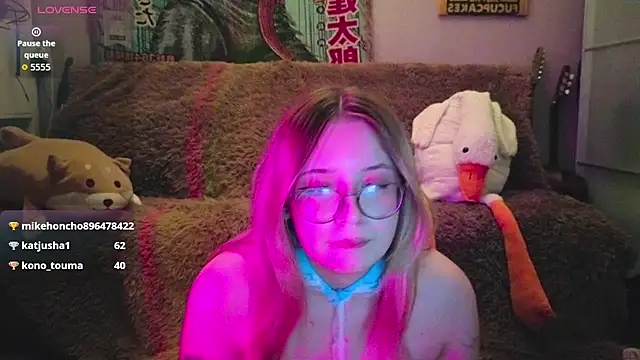 LeahBay webcam