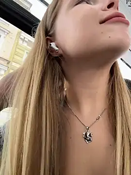 Liza_risky webcam