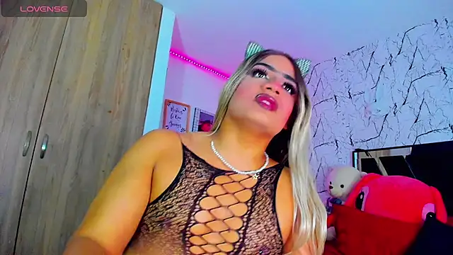 Amber_bigdick22 webcam