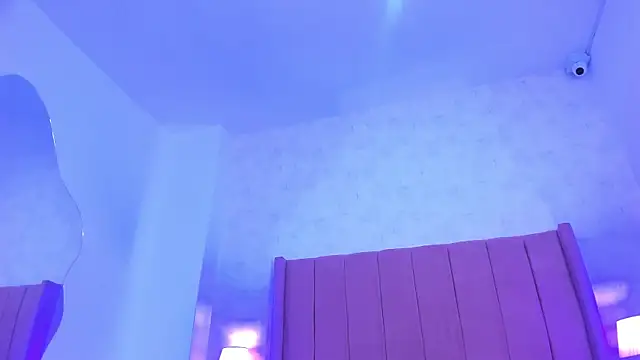 sofi_delight webcam