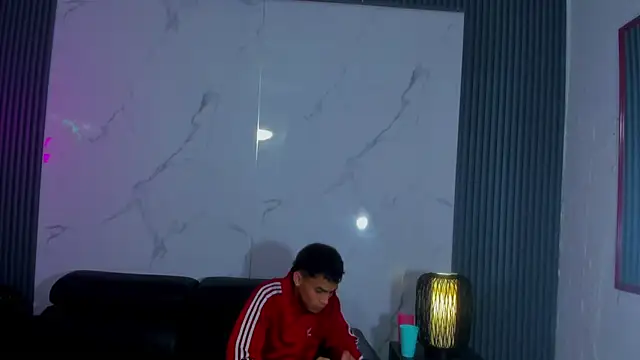 Kleymon_hot webcam