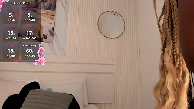 Afro_Luna webcam