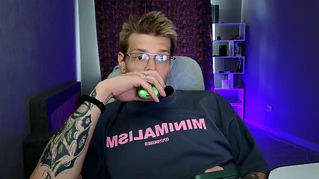 DENIS_HERE
