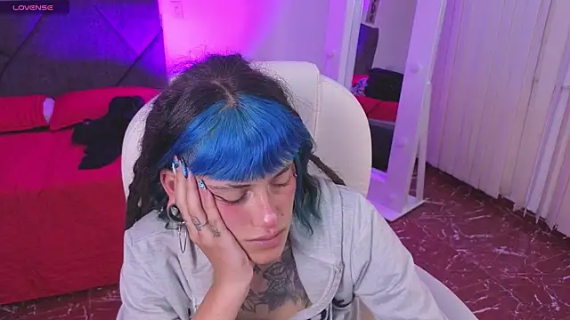_sharlotte777 webcam