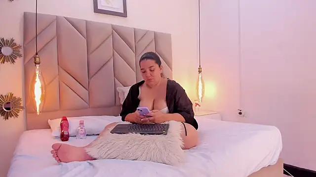 AbbySttonne webcam