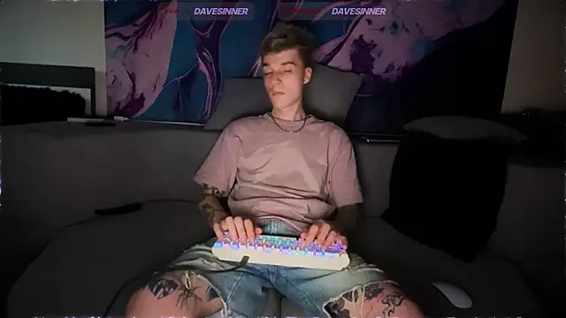 davesinner live cam on StripChat