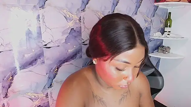 AngelThroatt webcam