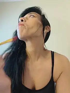 karolvipxxx (F milf) - Rub My Asshole With Domi🤤